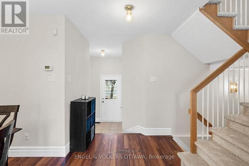 526 Meadowbreeze Drive, Ottawa, ON - Indoor Photo Showing Other Room