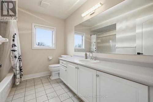 6311 Mulberry Crescent, Mississauga, ON - Indoor Photo Showing Bathroom