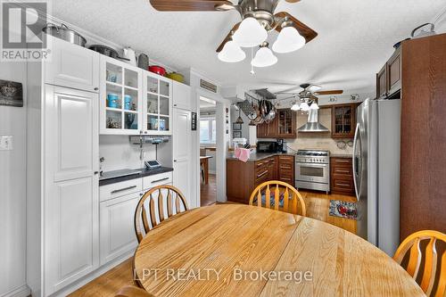 20 Burnley Place, Brampton, ON - Indoor Photo Showing Dining Room