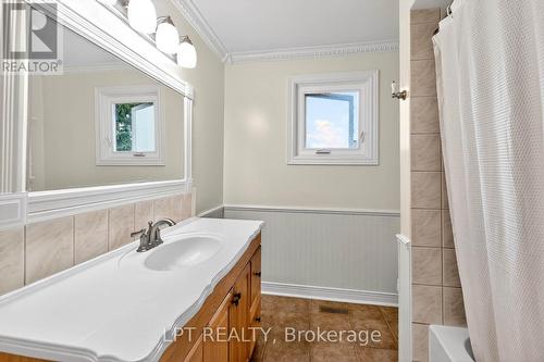 20 Burnley Place, Brampton, ON - Indoor Photo Showing Bathroom