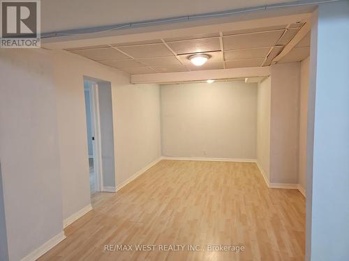 30 Golfwood Heights, Toronto, ON - Indoor Photo Showing Other Room