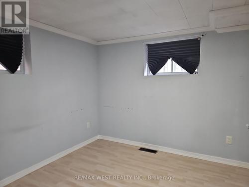 30 Golfwood Heights, Toronto, ON - Indoor Photo Showing Other Room