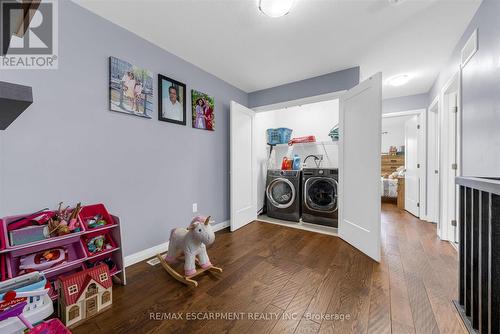55 Greenwich Avenue, Hamilton, ON - Indoor Photo Showing Laundry Room