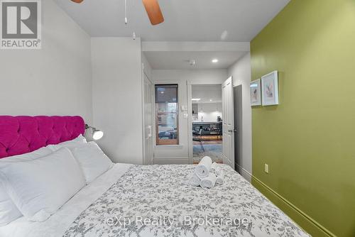 5 - 94 Wellington Street, Stratford, ON - Indoor Photo Showing Bedroom