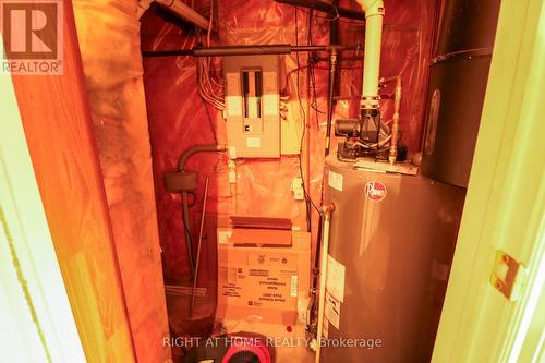 1901 Hampstead Place, Ottawa, ON - Indoor Photo Showing Other Room