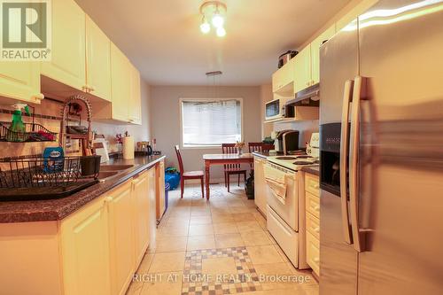1901 Hampstead Place, Ottawa, ON - Indoor Photo Showing Kitchen