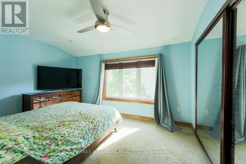 30 Lawlor Top Floor Avenue, Toronto, ON - Indoor Photo Showing Bedroom