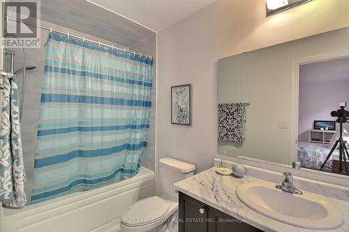 45 Chessington Avenue, East Gwillimbury, ON - Indoor Photo Showing Bathroom