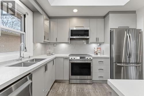 Large Undermount Sink - 156 Trayborn Drive, Richmond Hill, ON - Indoor Photo Showing Kitchen With Double Sink With Upgraded Kitchen
