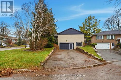 Low-Traffic Court - 156 Trayborn Drive, Richmond Hill, ON - Outdoor
