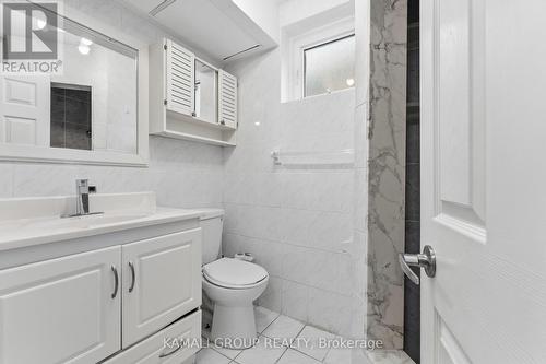 3pc Bathroom - 156 Trayborn Drive, Richmond Hill, ON - Indoor Photo Showing Bathroom