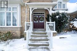 Front Entryway - 