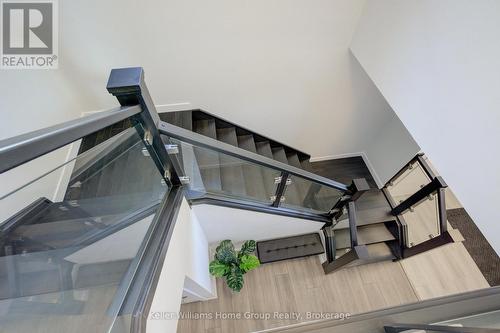 16 Nicholas Way, Guelph (Victoria North), ON -  With Exterior