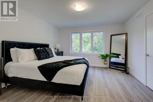 16 Nicholas Way, Guelph (Victoria North), ON - Indoor Photo Showing Bedroom