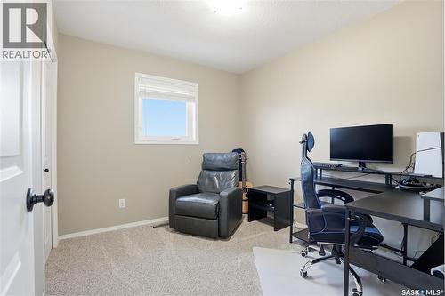 138 Lehrer Close, Saskatoon, SK - Indoor Photo Showing Office