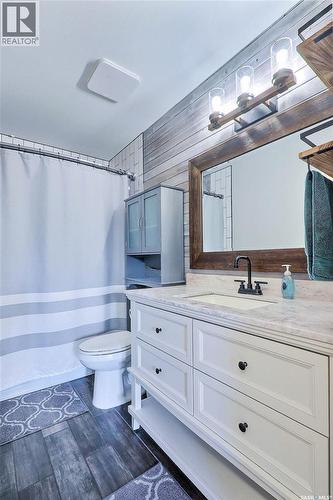 978 Fraser Place, Prince Albert, SK - Indoor Photo Showing Bathroom