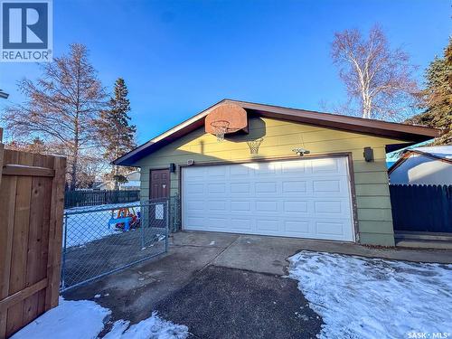 978 Fraser Place, Prince Albert, SK - Outdoor