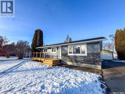 978 Fraser Place, Prince Albert, SK - Outdoor