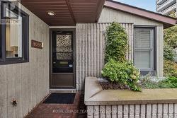 1095 AMBLESIDE DRIVE  Ottawa, ON K2B 8E2