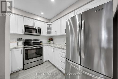 31 - 1995 Pine Grove Avenue, Pickering (Highbush), ON - Indoor Photo Showing Kitchen