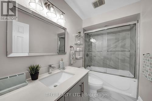 31 - 1995 Pine Grove Avenue, Pickering (Highbush), ON - Indoor Photo Showing Bathroom