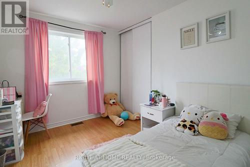 40 Stable Way, Ottawa, ON - Indoor Photo Showing Bedroom