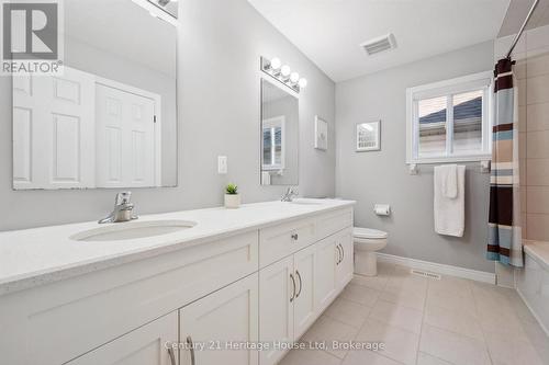 184 Macalister Boulevard, Guelph (Kortright East), ON - Indoor Photo Showing Bathroom