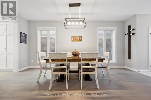 184 Macalister Boulevard, Guelph (Kortright East), ON - Indoor Photo Showing Dining Room