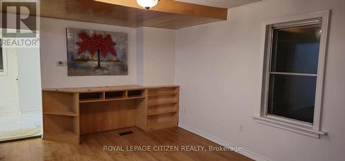 90 Mill Street W, Greater Napanee, ON - Indoor Photo Showing Other Room