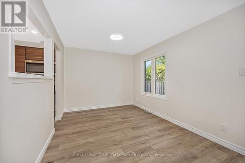 8 Chisholm Court, Ottawa, ON - Indoor Photo Showing Other Room