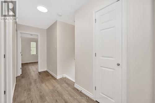 8 Chisholm Court, Ottawa, ON - Indoor Photo Showing Other Room