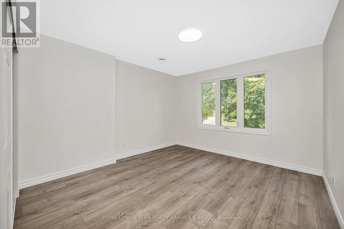 8 Chisholm Court, Ottawa, ON - Indoor Photo Showing Other Room