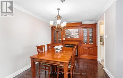Ph8 - 5 Lisa Street, Brampton, ON - Indoor Photo Showing Dining Room