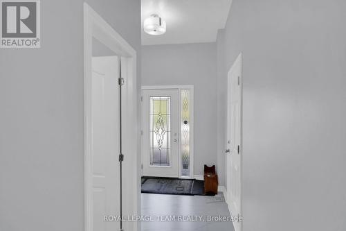 Foyer w/convenient inside entry from the Garage. - 1024 Northgraves Crescent, Ottawa, ON - Indoor Photo Showing Other Room
