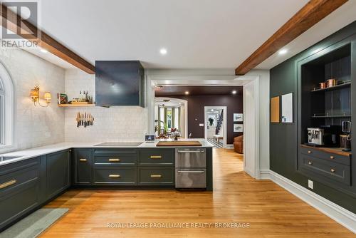 111 Dundas Street W, Greater Napanee (Greater Napanee), ON - Indoor Photo Showing Kitchen With Upgraded Kitchen