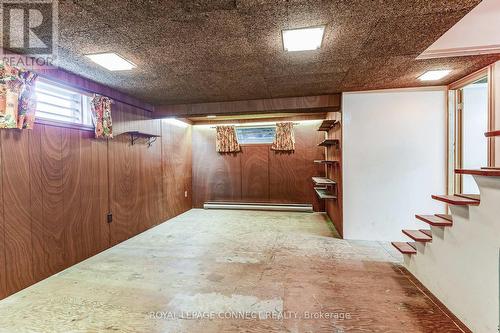 11 Waringstown Drive, Toronto, ON - Indoor