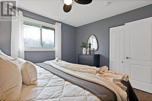 33 York Street, Georgina (Baldwin), ON - Indoor Photo Showing Bedroom