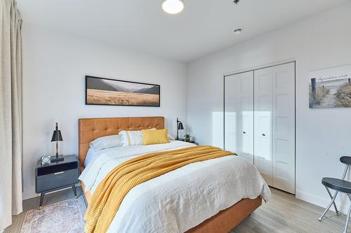 Bedroom - 1208-8355 Boul. St-Laurent, Brossard, QC - Indoor Photo Showing Bedroom