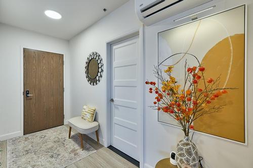 Hall - 1208-8355 Boul. St-Laurent, Brossard, QC - Indoor Photo Showing Other Room