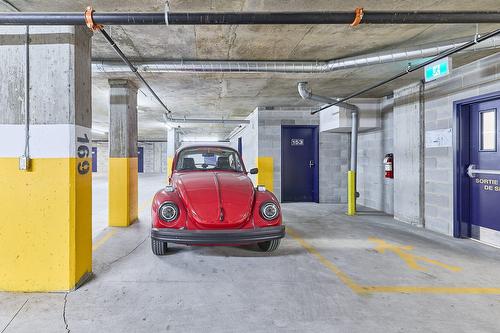 Parking - 1208-8355 Boul. St-Laurent, Brossard, QC - Indoor Photo Showing Garage
