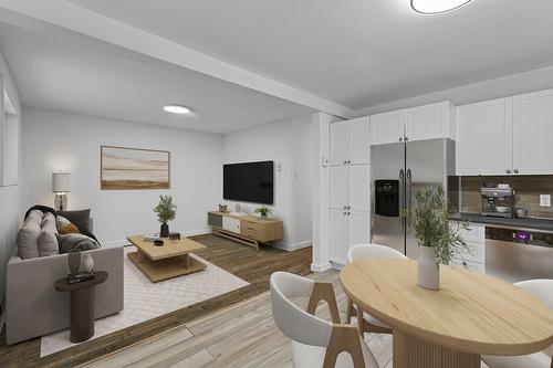 Salon - 1581  - 1583 Rue Murray, Sainte-Agathe-Des-Monts, QC - Indoor