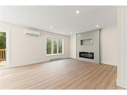 354 Lady Russell St, Moncton, NB 