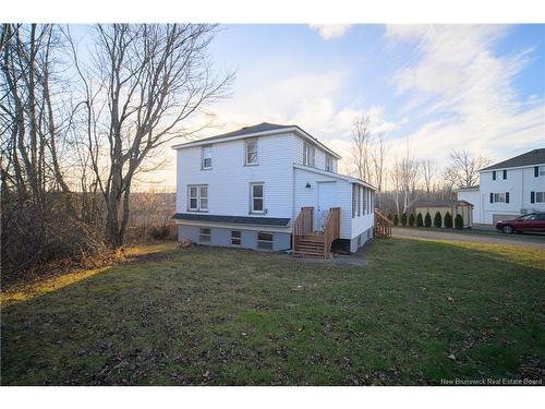 2 Hillcourt Dr, Fredericton, NB 