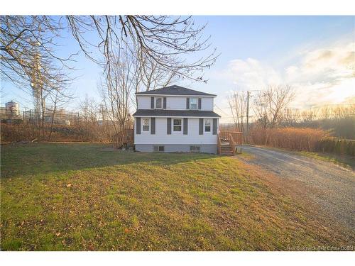 2 Hillcourt Dr, Fredericton, NB 