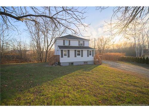 2 Hillcourt Dr, Fredericton, NB 