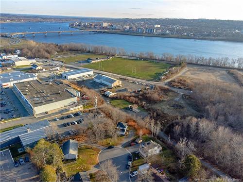 2 Hillcourt Dr, Fredericton, NB 