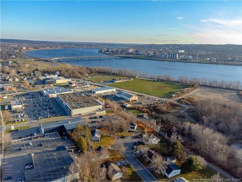 2 Hillcourt Dr, Fredericton, NB 