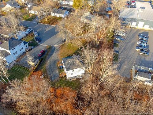 2 Hillcourt Dr, Fredericton, NB 