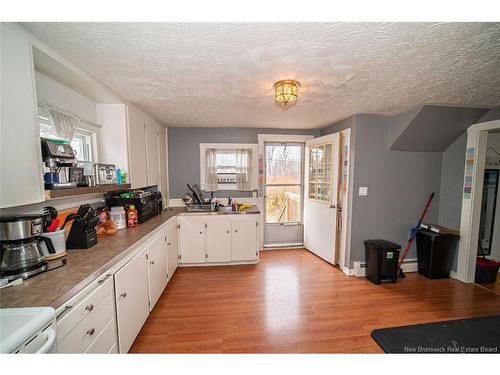 2 Hillcourt Dr, Fredericton, NB 