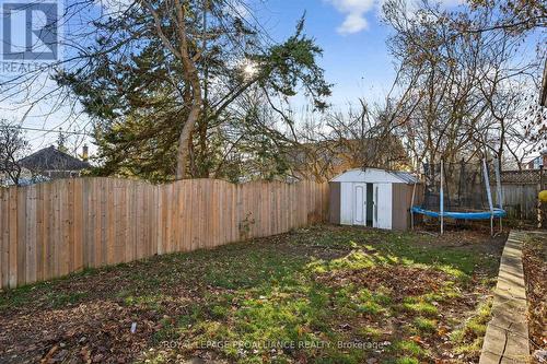 543 Howden Street, Peterborough (Otonabee Ward 1), ON - Outdoor With Backyard